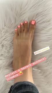 Zsófia Szabó feet photo 18