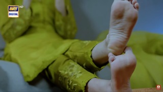Zubab Rana feet photo 1