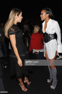 Zulay Henao feet photo thumbnail