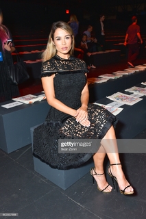 Zulay Henao feet photo thumbnail