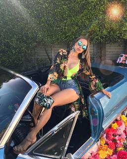 Zulay Henao feet photo thumbnail