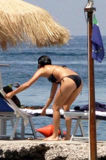 Zulay Henao feet photo thumbnail