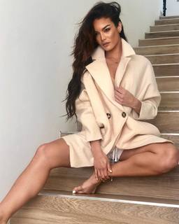 Zuleyka Rivera Mendoza feet photo 3