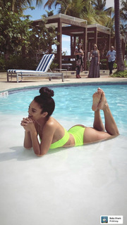 Zuleyka Rivera Mendoza feet photo 17