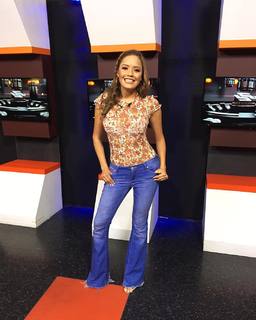 Zully Rodriguez feet photo 14
