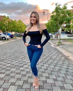 Zully Rodriguez feet photo 12