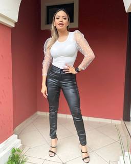 Zully Rodriguez feet photo 11