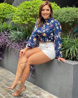 Zully Rodriguez feet photo 1