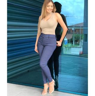 Zully Rodriguez feet photo 4