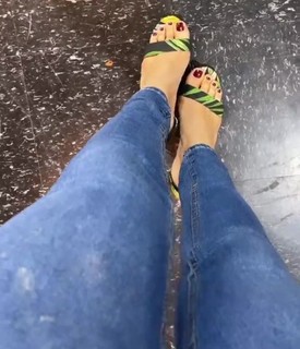 Zully Rodriguez feet photo 7