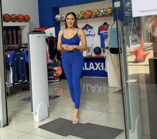 Zully Rodriguez feet photo 20