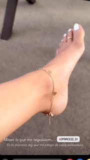 Zully Rodriguez feet photo 4