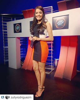 Zully Rodriguez feet photo 9