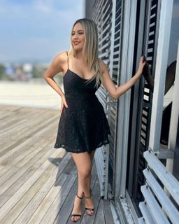 Zully Rodriguez feet photo 17