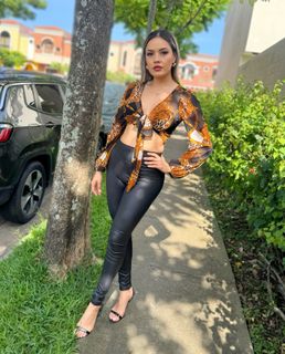 Zully Rodriguez feet photo 10