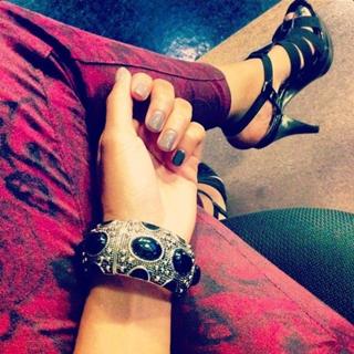 Zuri Hall feet photo 18