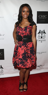 Zuri Hall feet photo 12