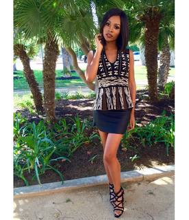 Zuri Hall feet photo 13