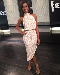 Zuri Hall feet photo 2