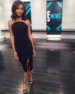 Zuri Hall feet photo 14