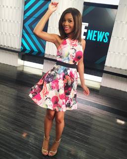 Zuri Hall feet photo 12