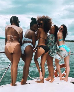 Zuri Hall feet photo 16