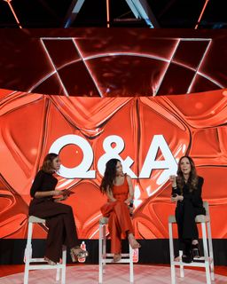 Zuria Vega feet photo thumbnail