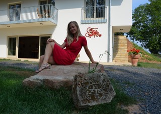 Zuzana Kajnarová feet photo 4