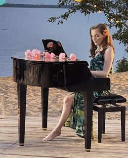 Zuzanna Jurczak feet photo thumbnail