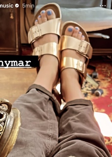 Zuzanna Jurczak feet photo thumbnail