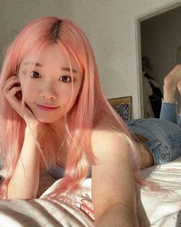 iGumdrop feet photo 3