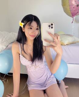 iGumdrop feet photo 13