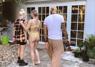 therealbrittfit feet photo thumbnail