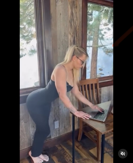 therealbrittfit feet photo thumbnail