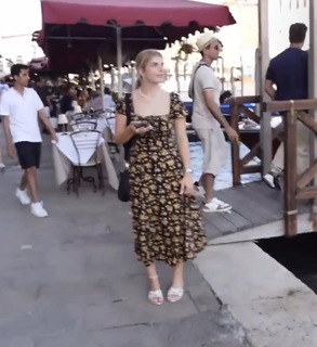 xFibii feet photo thumbnail