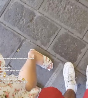 xFibii feet photo thumbnail