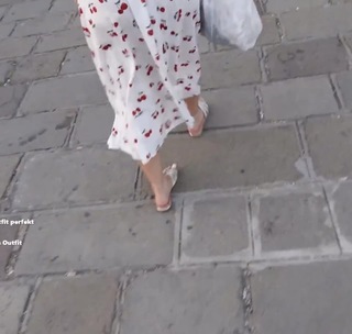 xFibii feet photo thumbnail