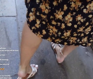 xFibii feet photo thumbnail