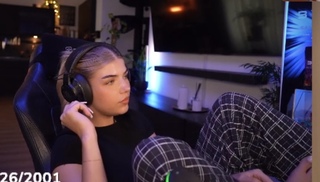 xFibii feet photo thumbnail