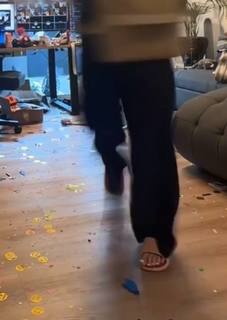 xFibii feet photo thumbnail