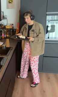 xFibii feet photo thumbnail