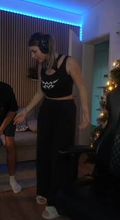 xFibii feet photo thumbnail