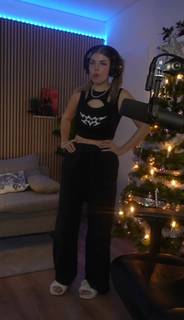 xFibii feet photo thumbnail