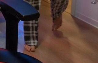 xFibii feet photo thumbnail