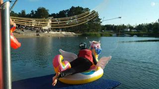 xFibii feet photo thumbnail