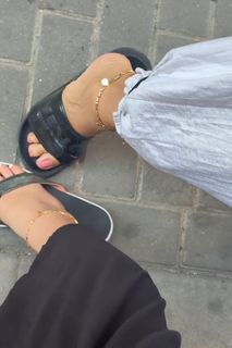 xFibii feet photo thumbnail