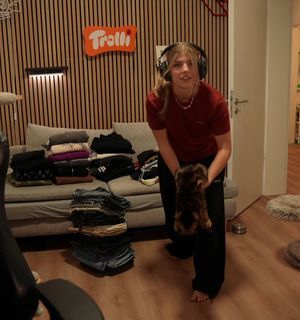 xFibii feet photo thumbnail