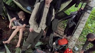 xFibii feet photo thumbnail