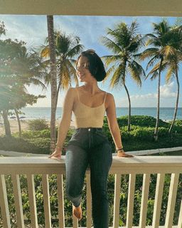 Ángela Aguilar feet photo thumbnail