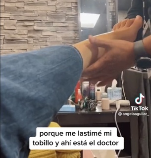 Ángela Aguilar feet photo thumbnail